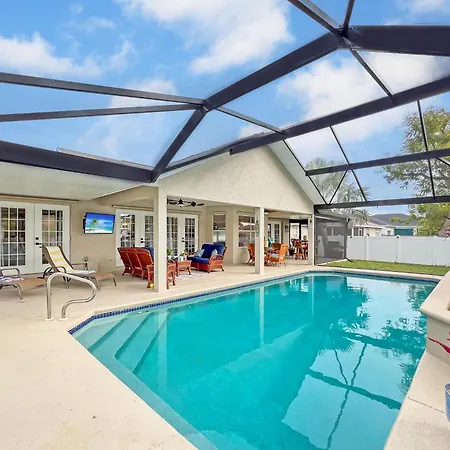 Ruby'S Retreat, Southwest Facing, Heated Pool, Private Backyard Villa